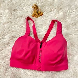 Victoria secret front-close sport bra. 32DD‎
